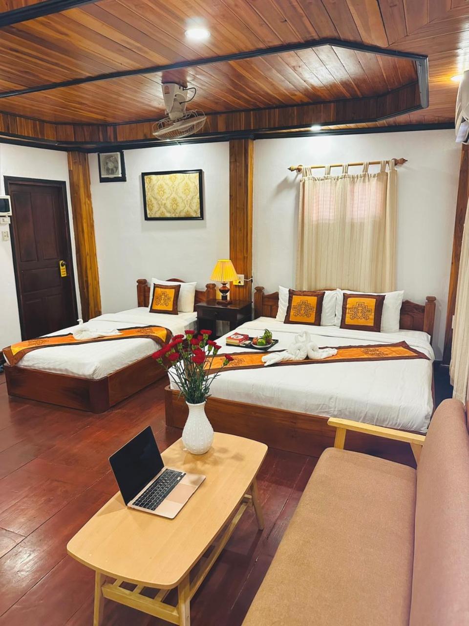 Luang Prabang Oudomlith Villa & Travel Exterior photo